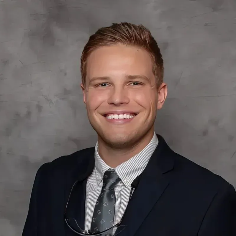 Photo of Dr. Grandgenett